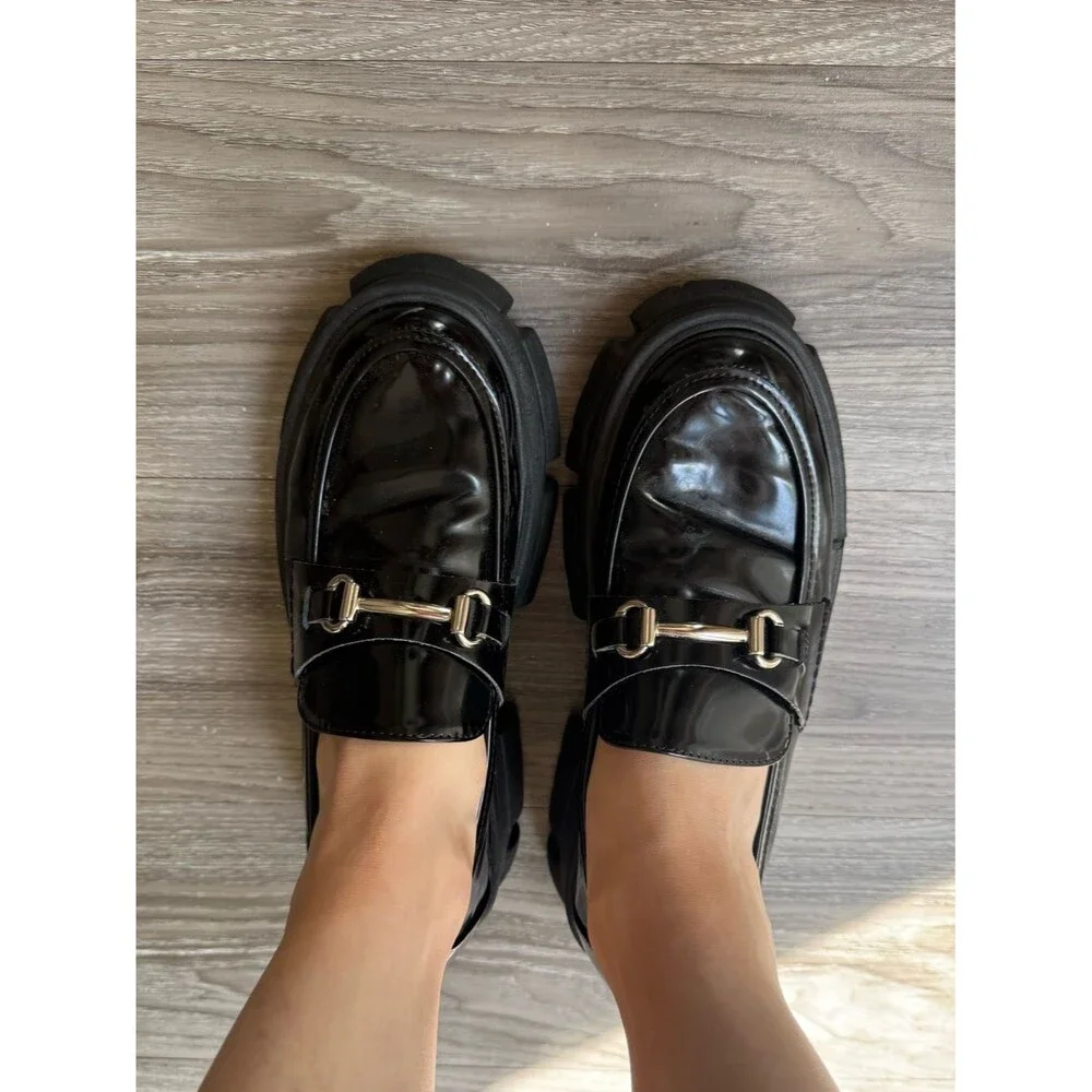 Steve Madden Black Patent Chunky Lug Sole Loafers Horsebit Size 8 preppy